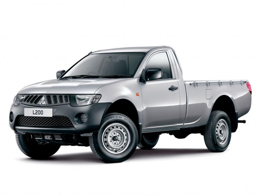  Mitsubishi L200 4Work Single Cab 2006 года  (UK) (фото 1 из 11)